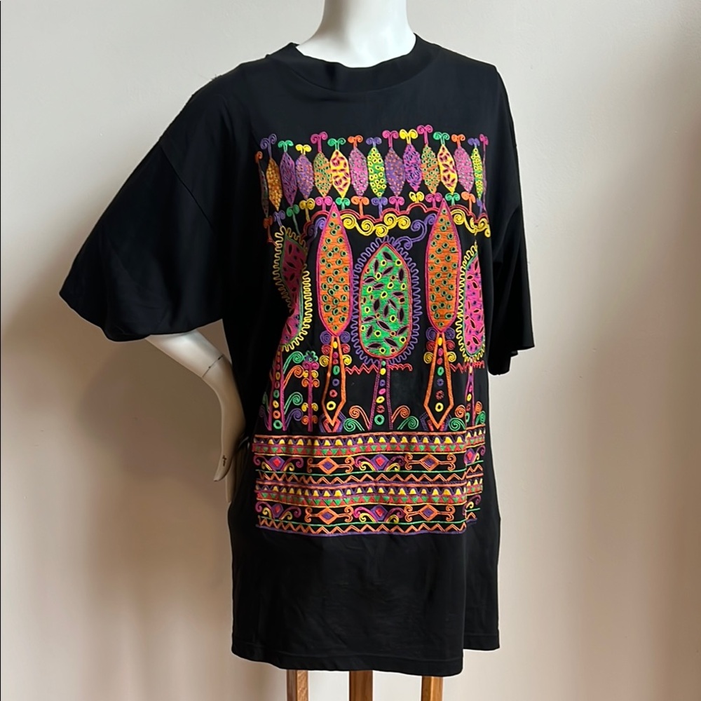 Black Oversized Graphic Tee with Short Sleeves